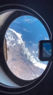 📸 Космонавт Олег Артемьев поделился видом Чёрного моря с орбиты.