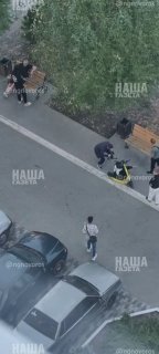 «Выпили — и за руль»: жители ЖК «Семейный» бьют тревогу из-за ежедневных пьянок во дворе