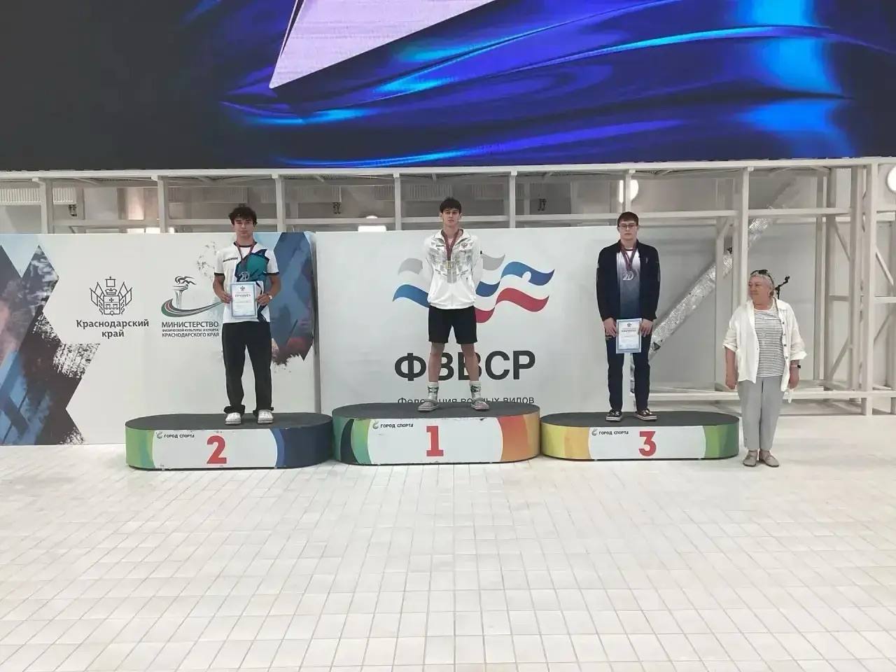 Командная бронза Новороссийска на краевом чемпионате по плаванию