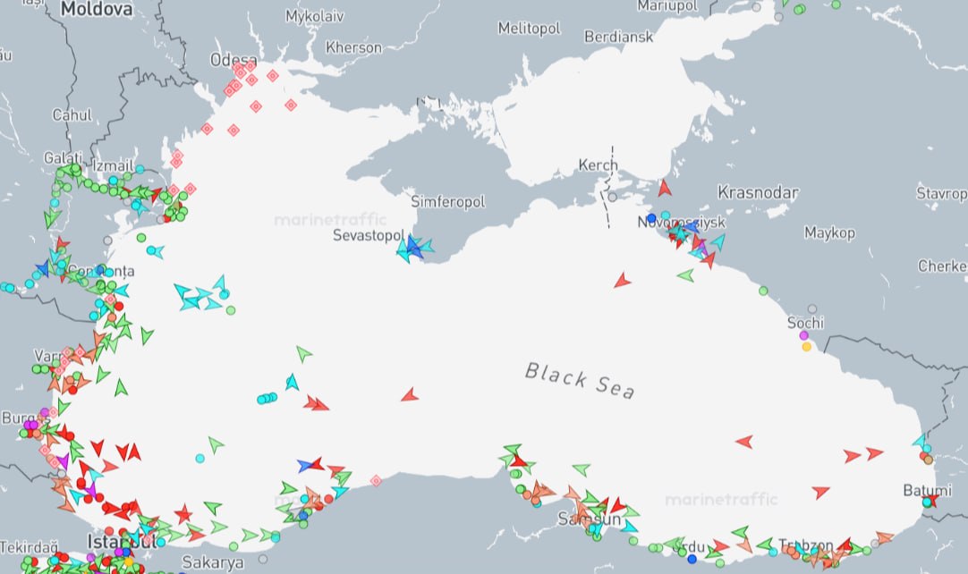 Зону повышенного риска расширили почти на все Черное море