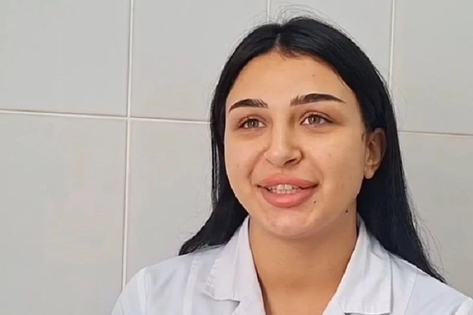 Будущая медсестра 12 минут откачивала школьника после утопления в море.